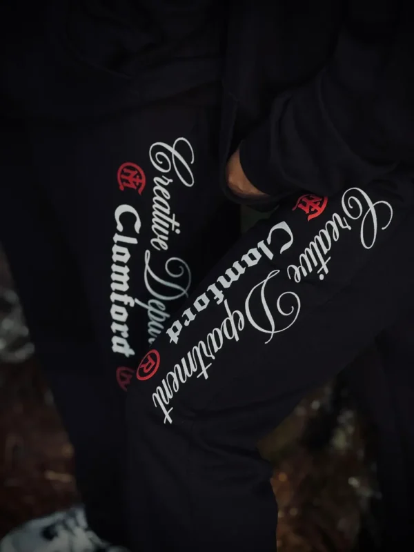 Sudadera Clamford cursiva, color negro